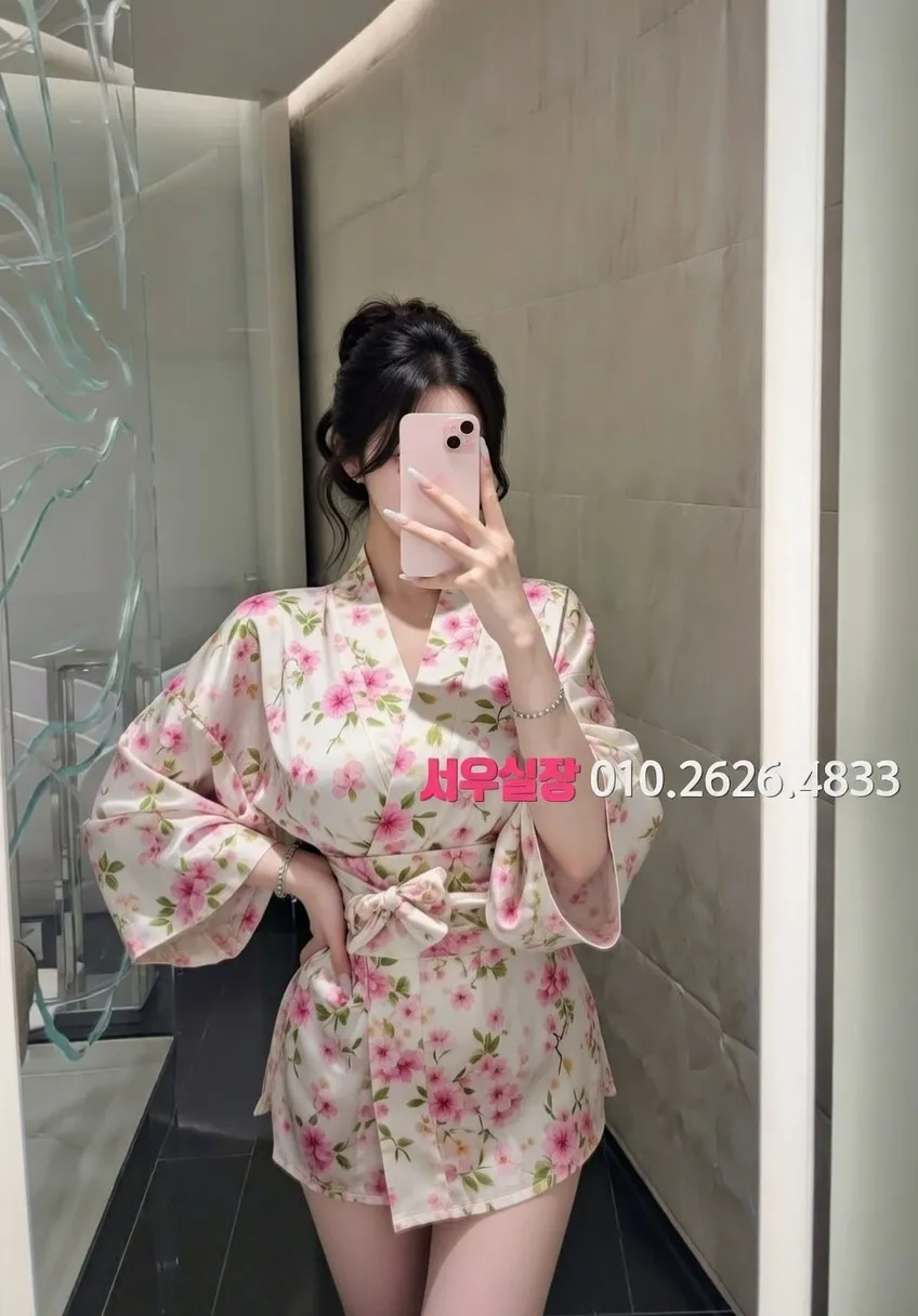 공덕 란제리룸 프리미엄 라인업 8번 프로필